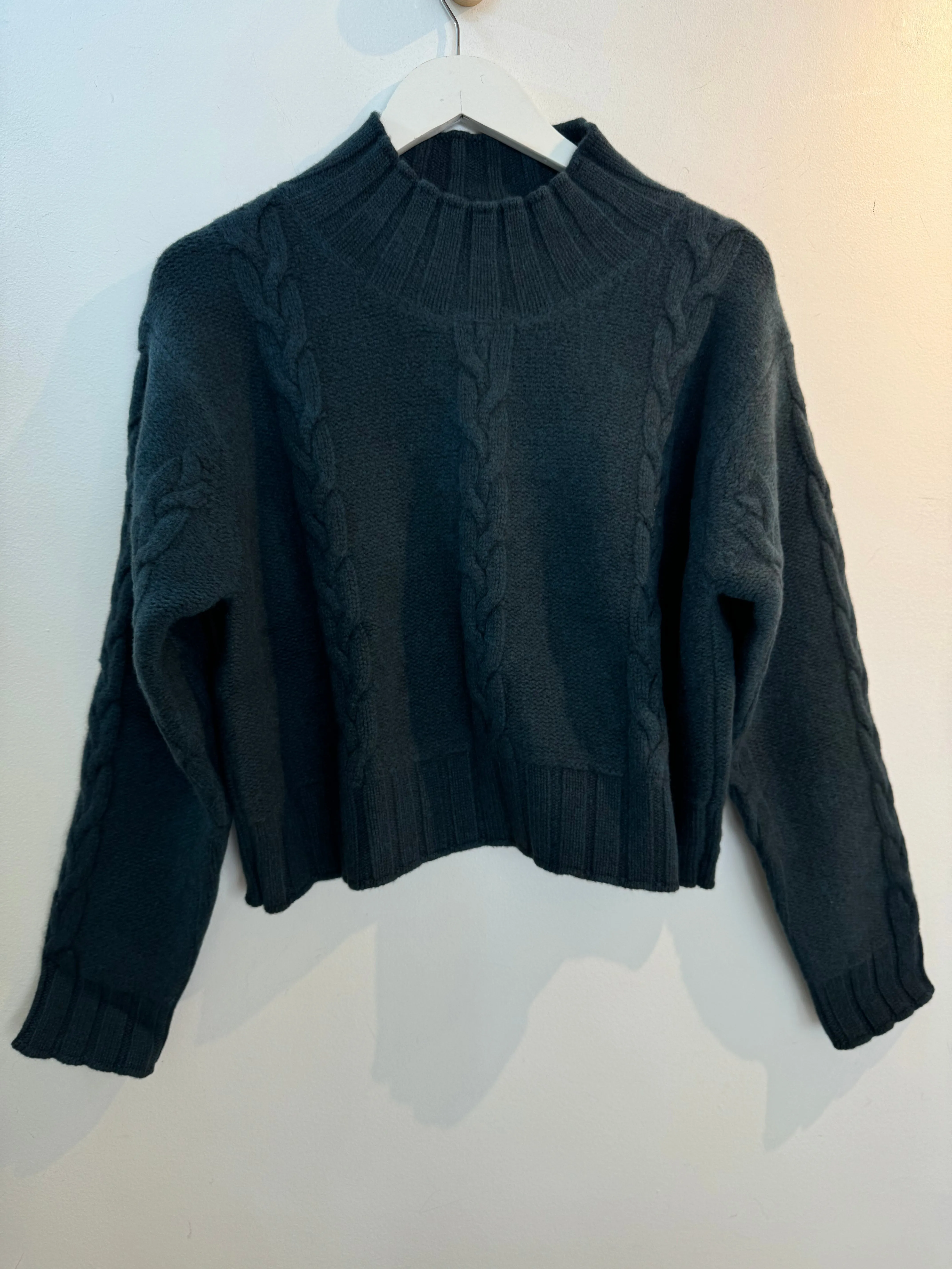 Cash Ca England Teal Chunky Cropped Cable Sweater