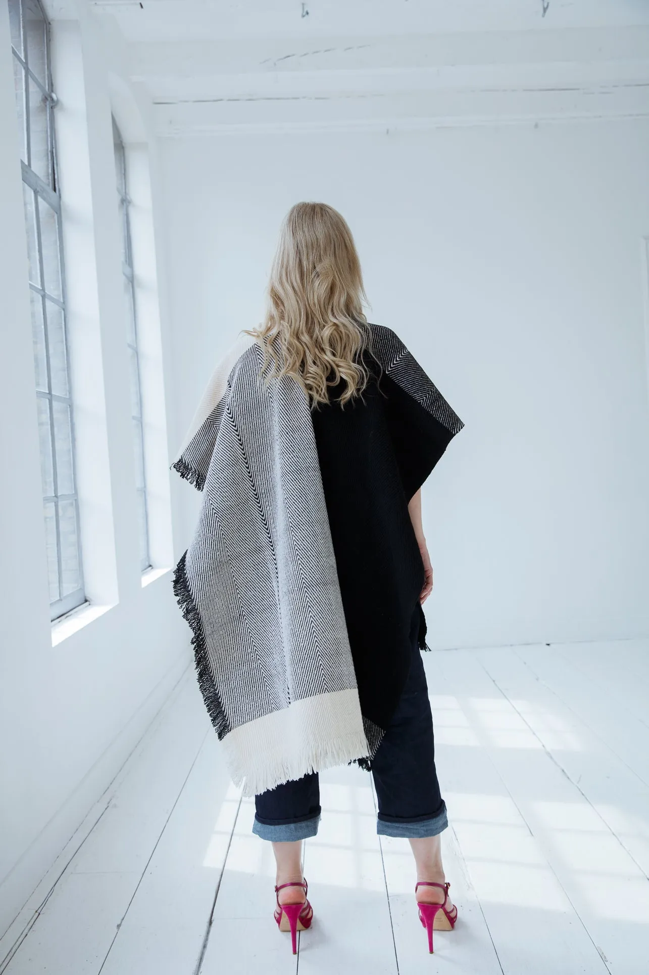 Chunky Wool Cape BEYOND Ruana