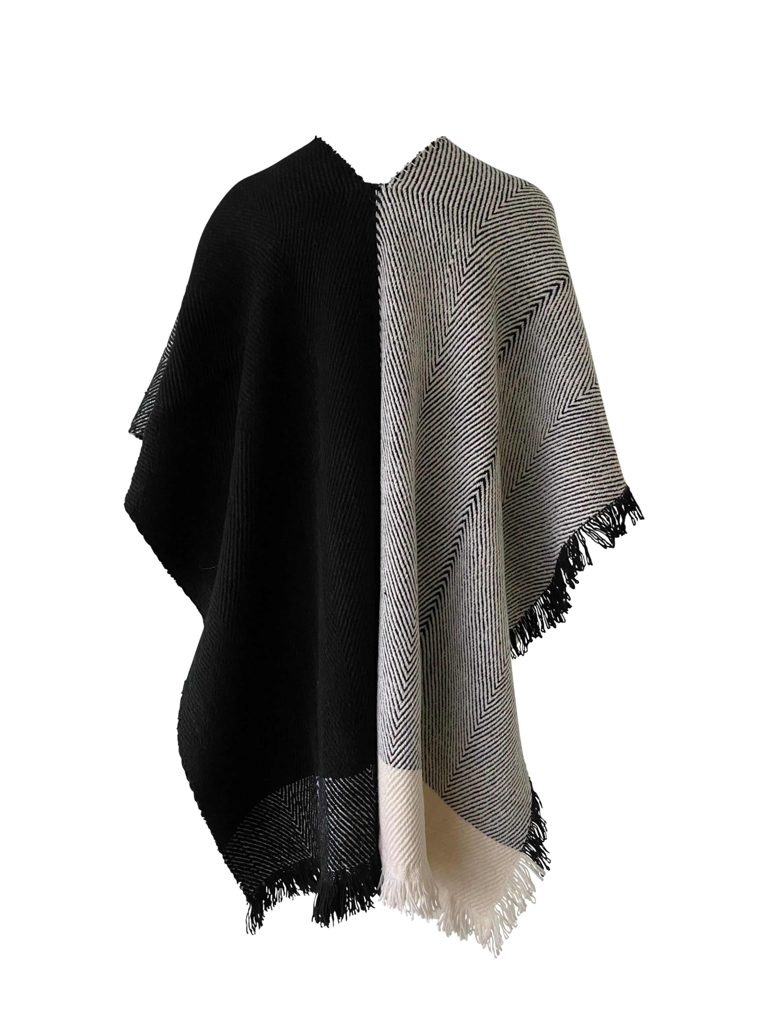 Chunky Wool Cape BEYOND Ruana