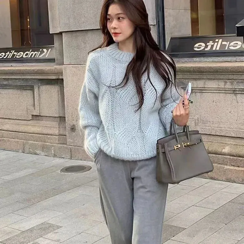 Lazy Style Twist Sweater