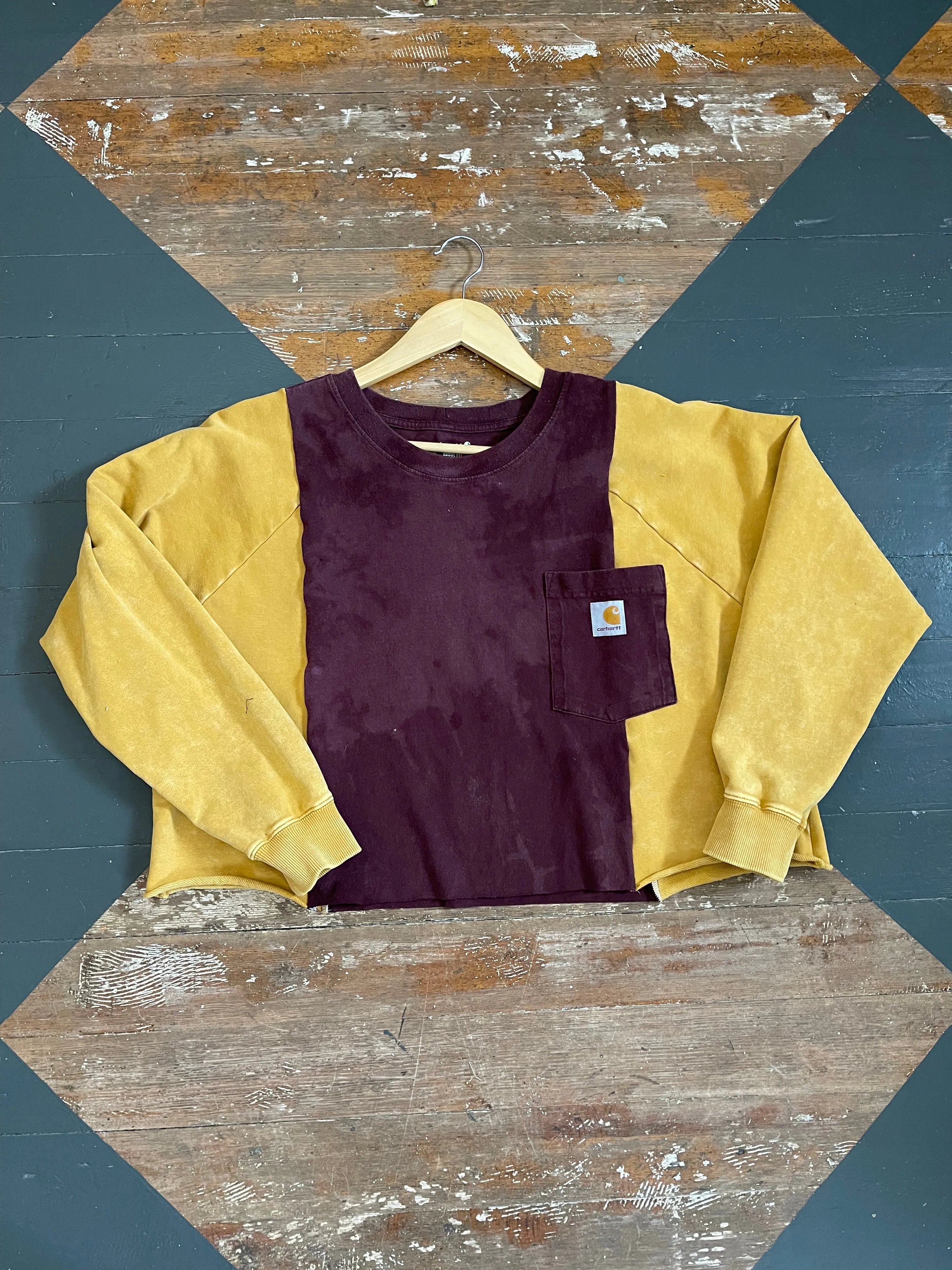 MASHUP MAROON CARHARTT CROP - L