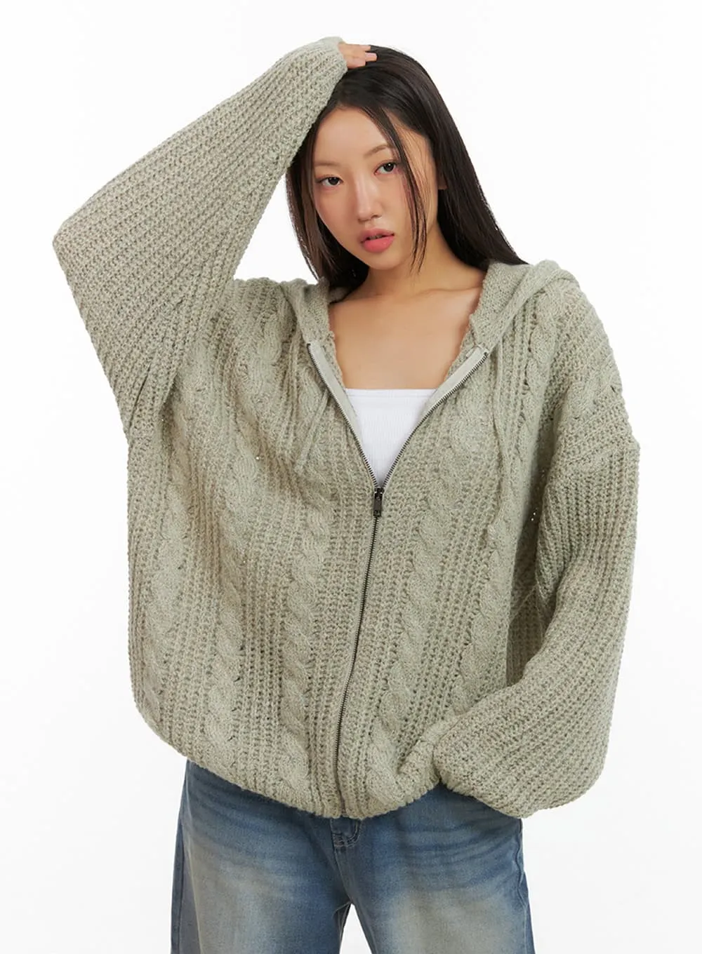 Oversized Cable Knit Hooded Sweater IS402