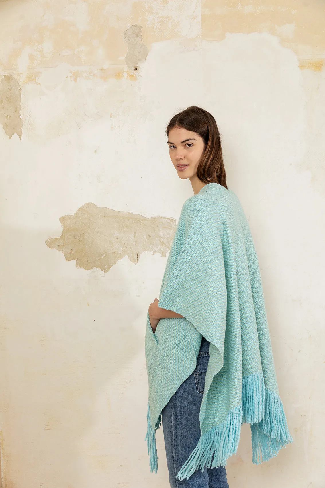 Oversized Cape Anastasia, Capri Sea