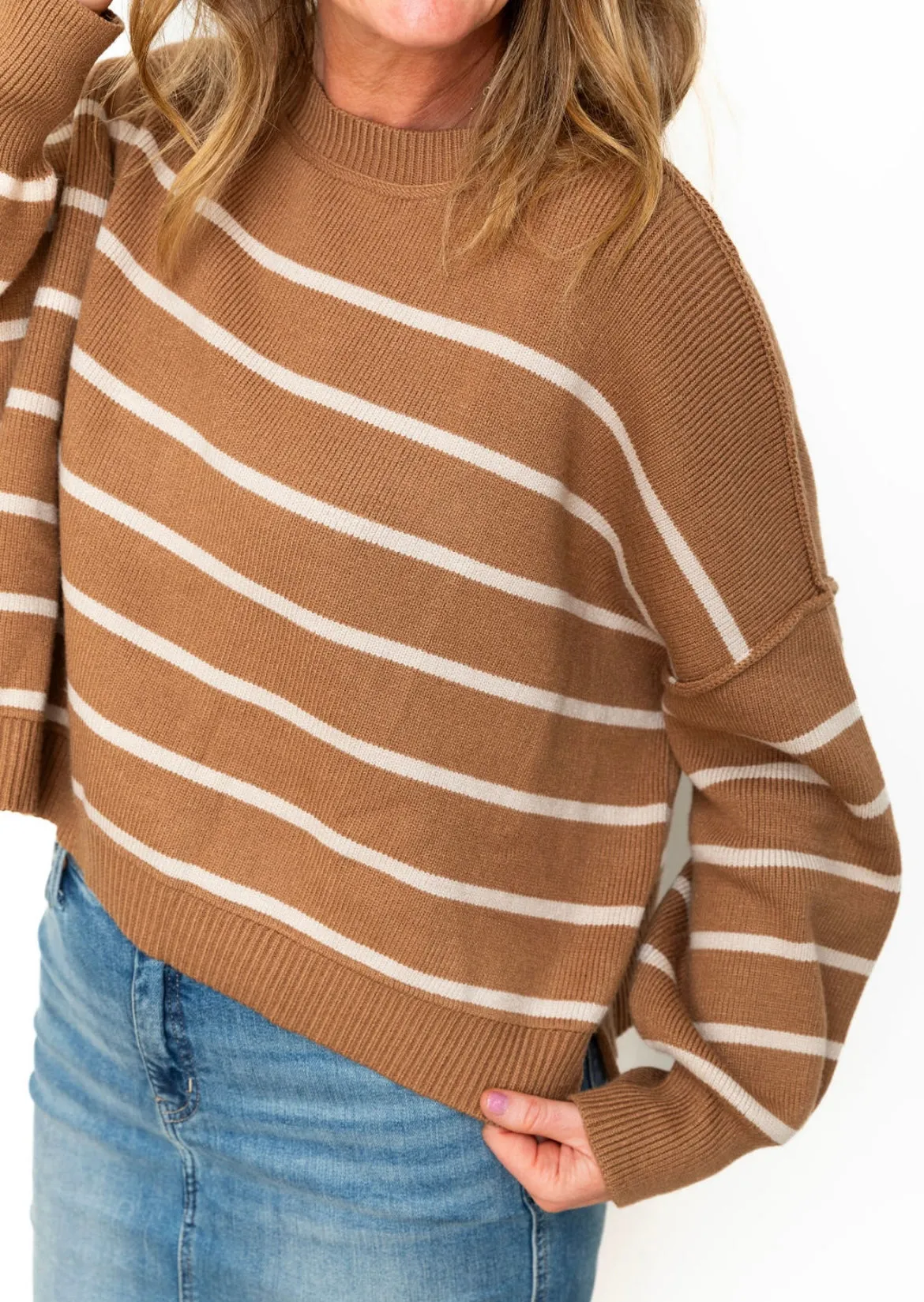 Relaxed Crop Sweater - Camel