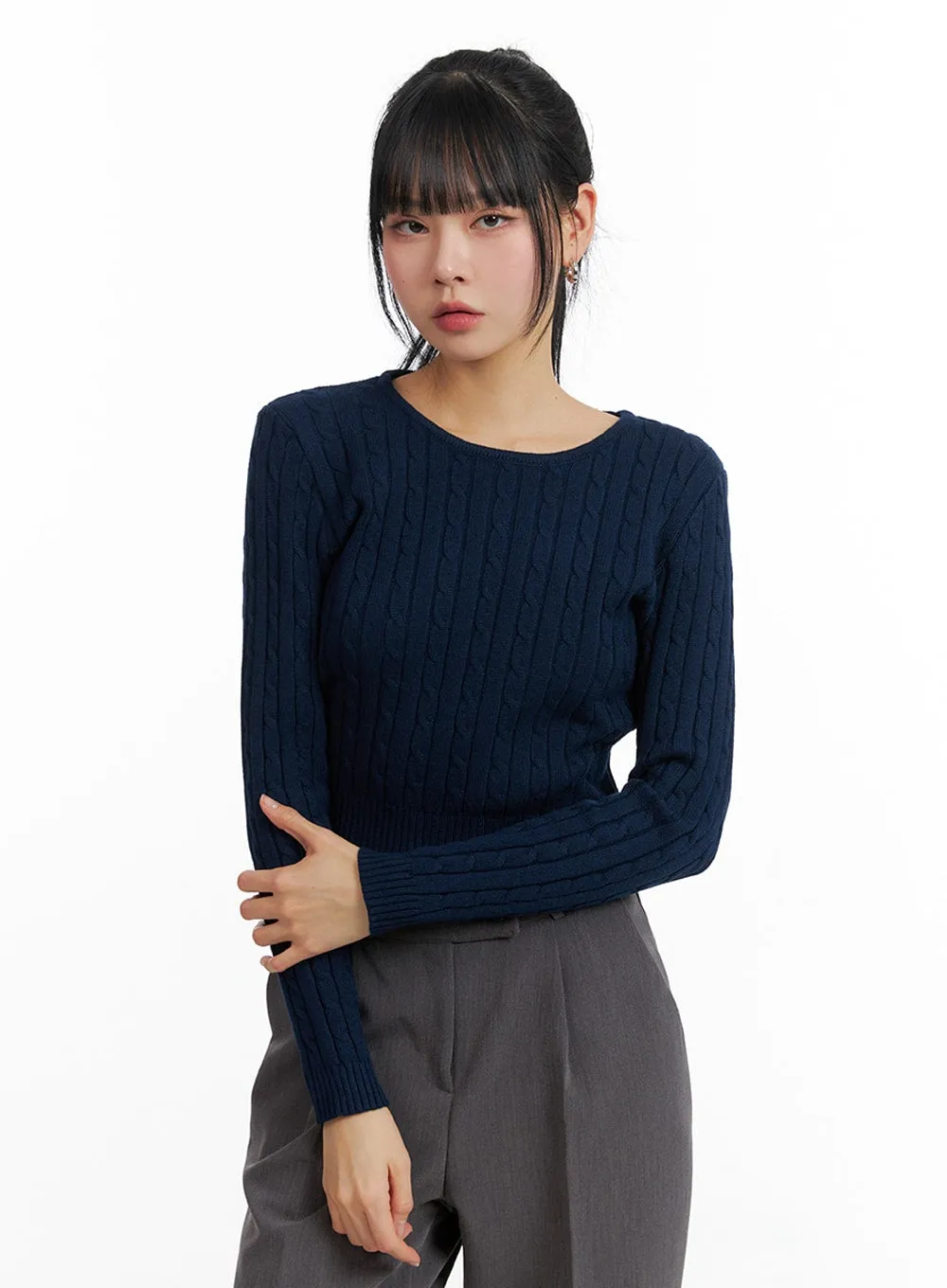 Round Neck Cable Knit Sweater IF402