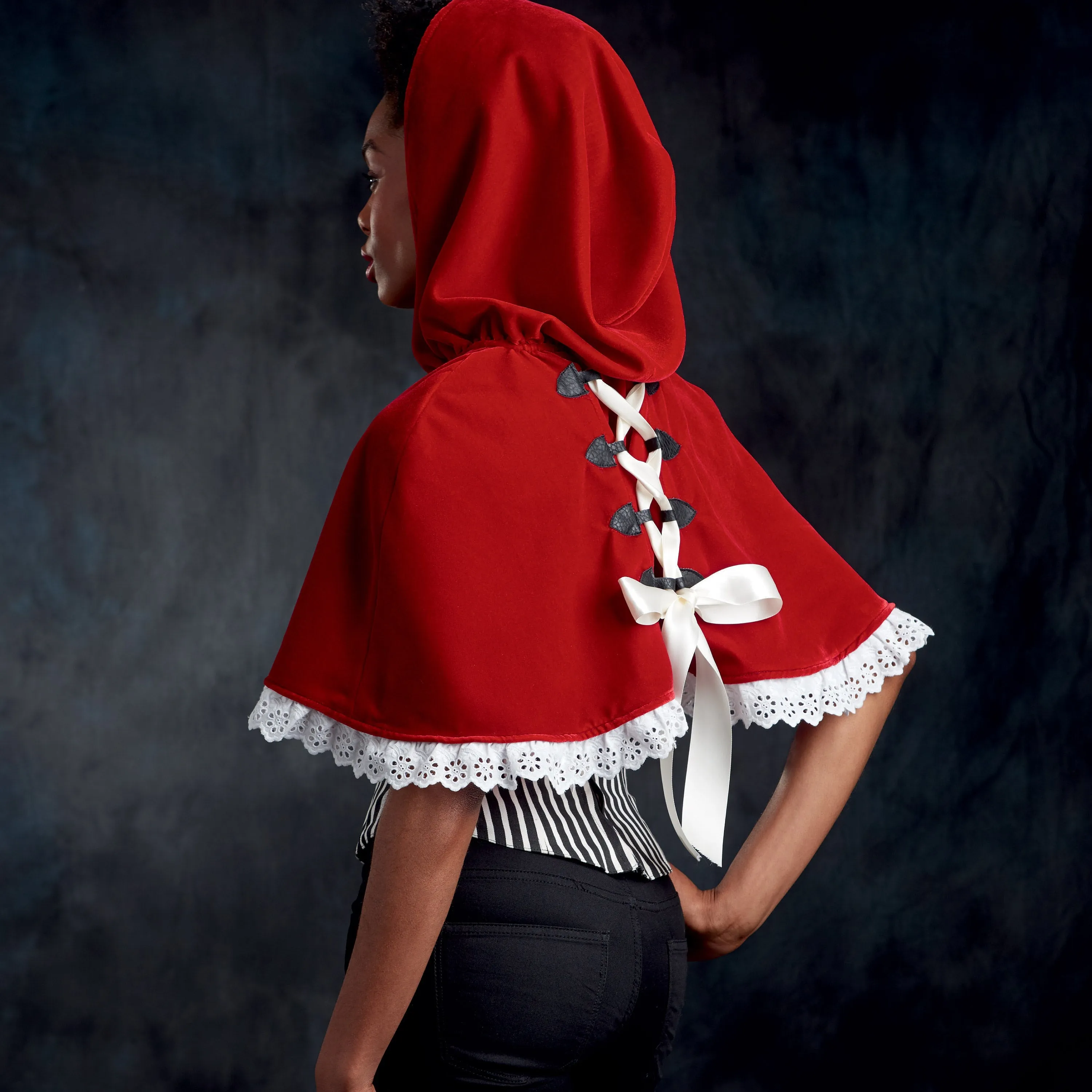 Simplicity Pattern 9008 Misses' Cape with Tie Costumes