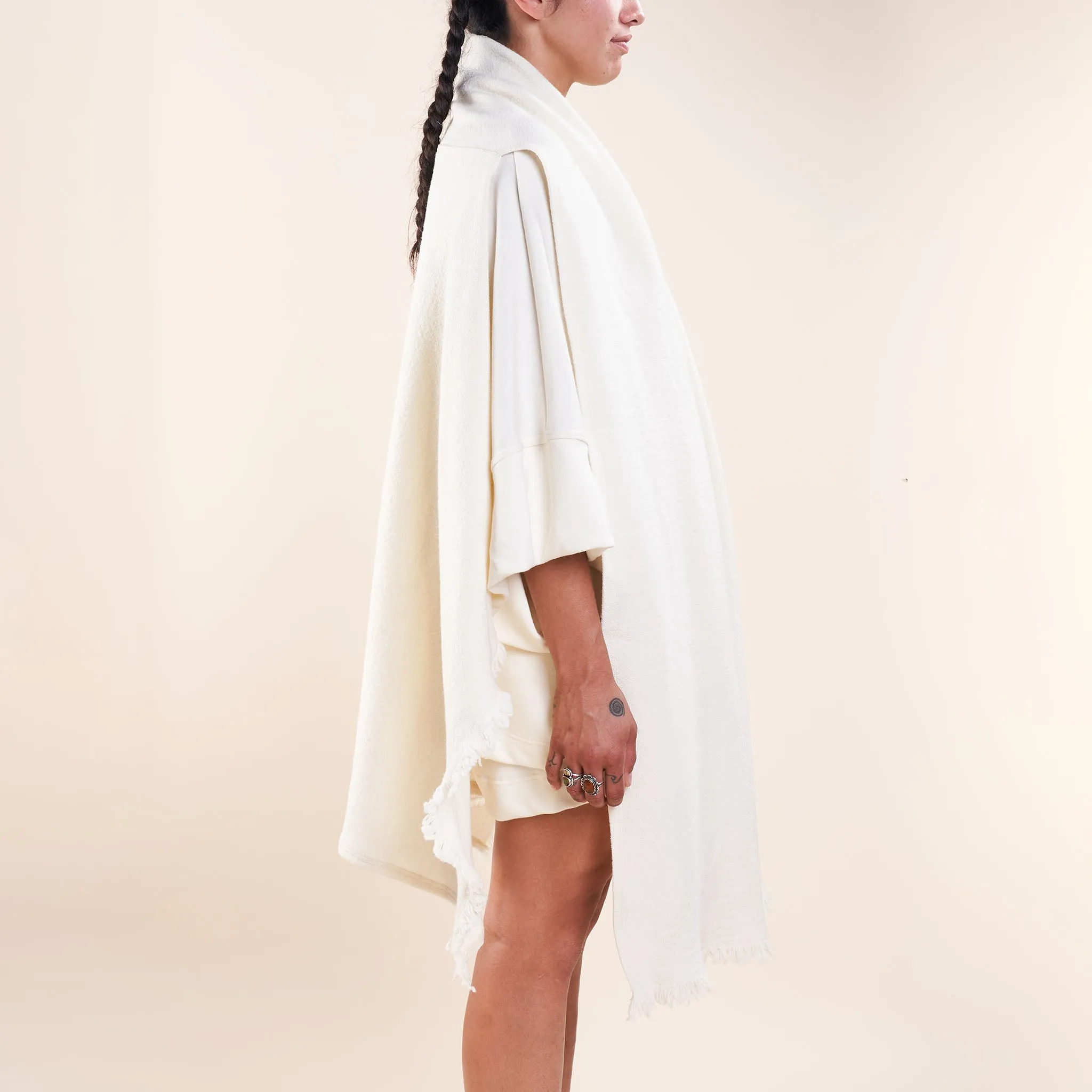 Teppi Poncho, Undyed Climate Beneficial™ Wool