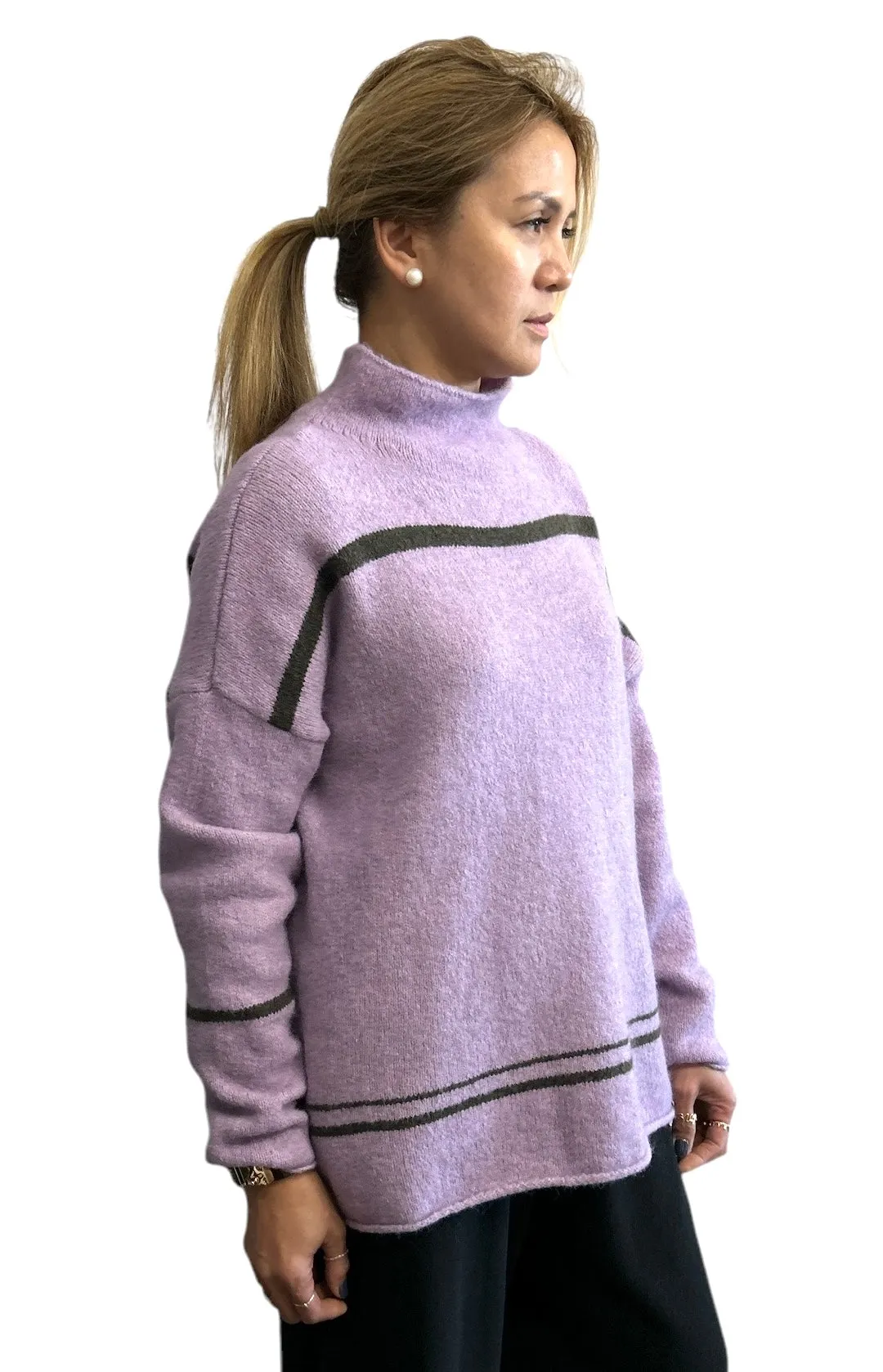 Wide Sweater with stripes Lilac