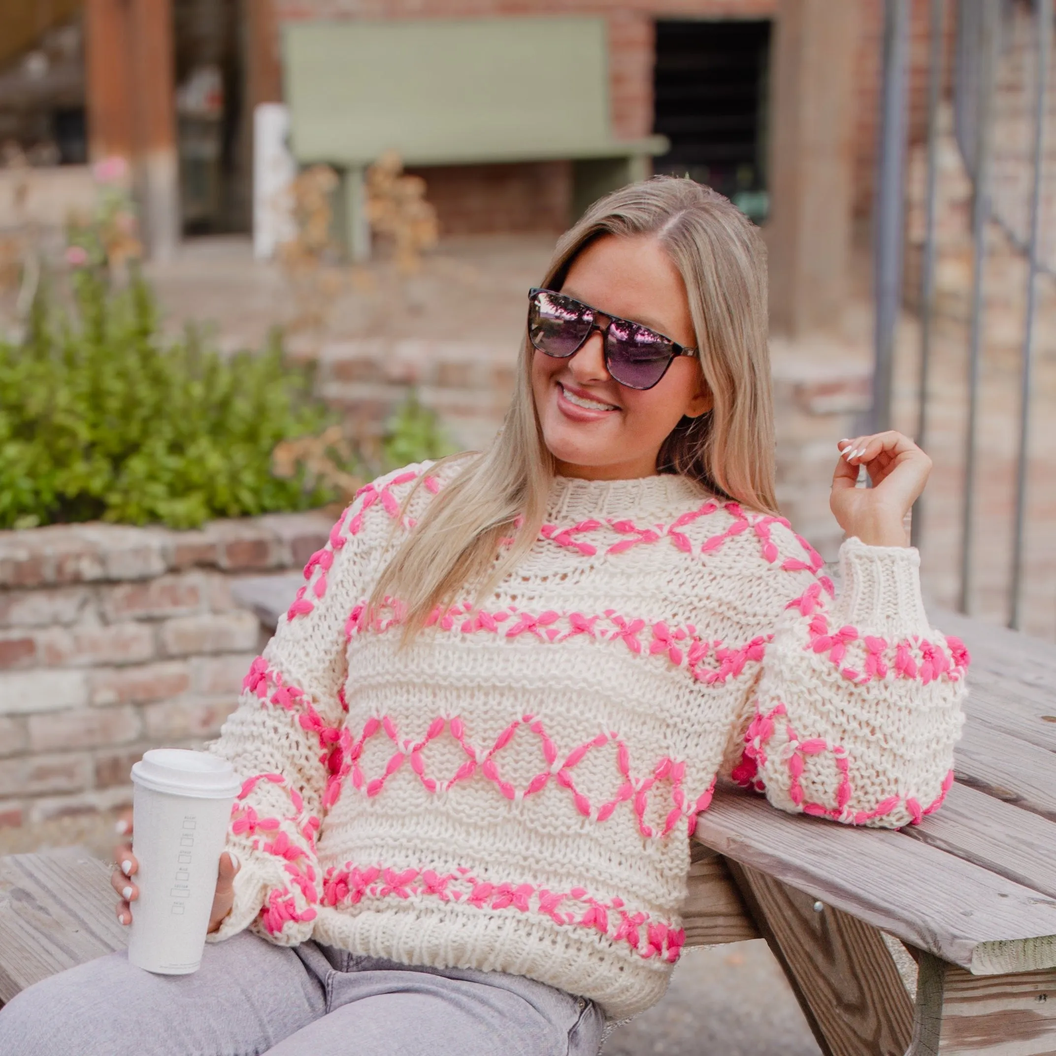 WOMEN'S OPEN KNIT SWEATER